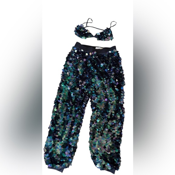 Fish Scale Paillette 18mm Mermaid Round Sequin Pearl Fabric pants, and top large - Picture 1 of 10